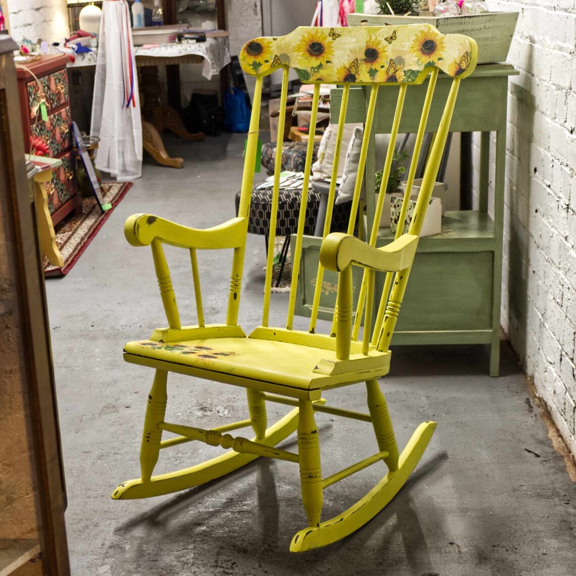 Rocking chair online yellow