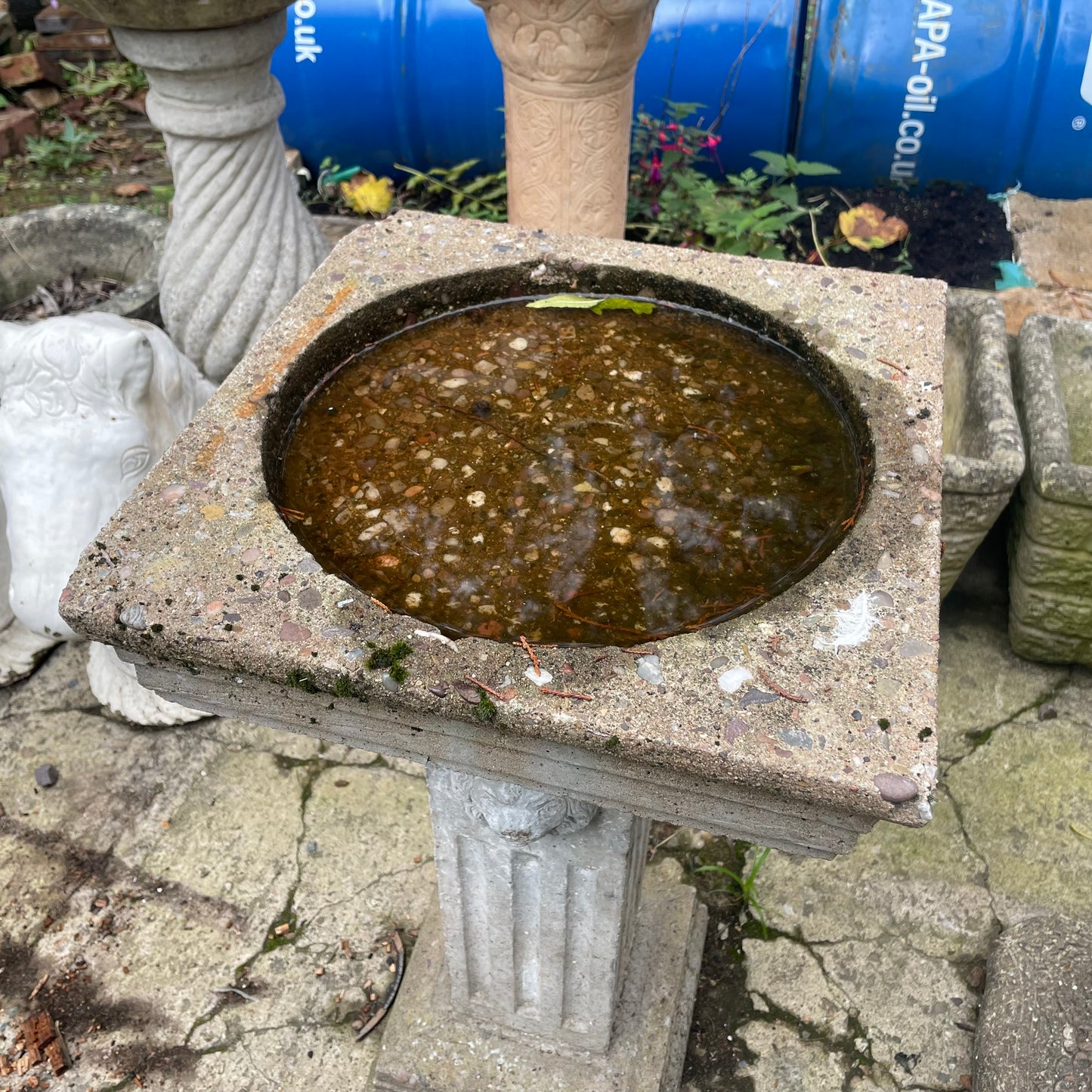 Vintage Square Lion Pedestal Bird Bath