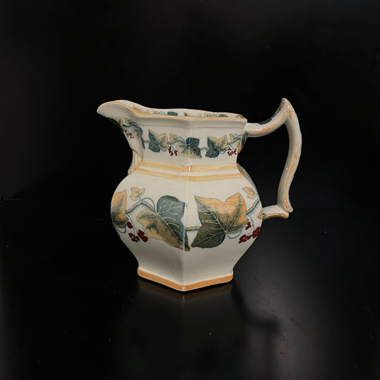 Vintage ivy wreath Davenport Jug