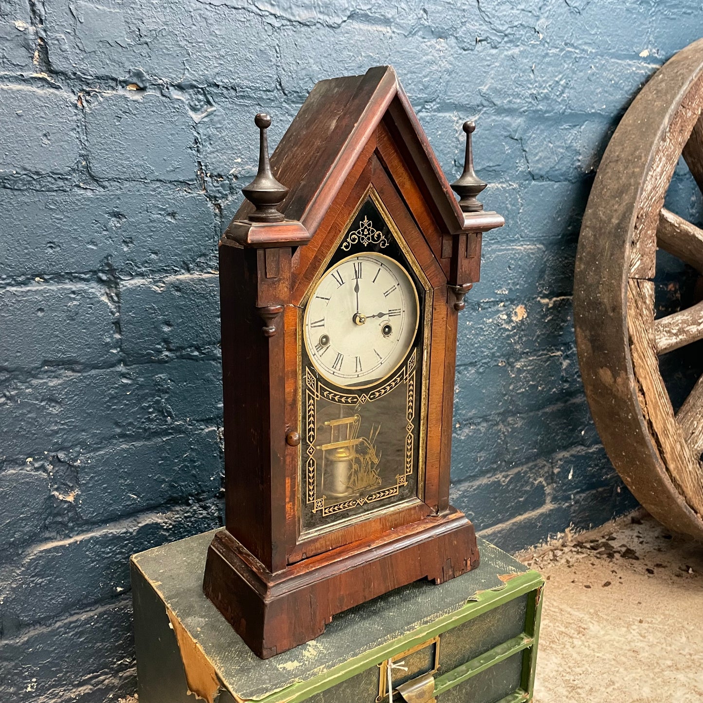 Antique Vintage American New Haven Gothic Chapel Style Chiming Mantel Clock