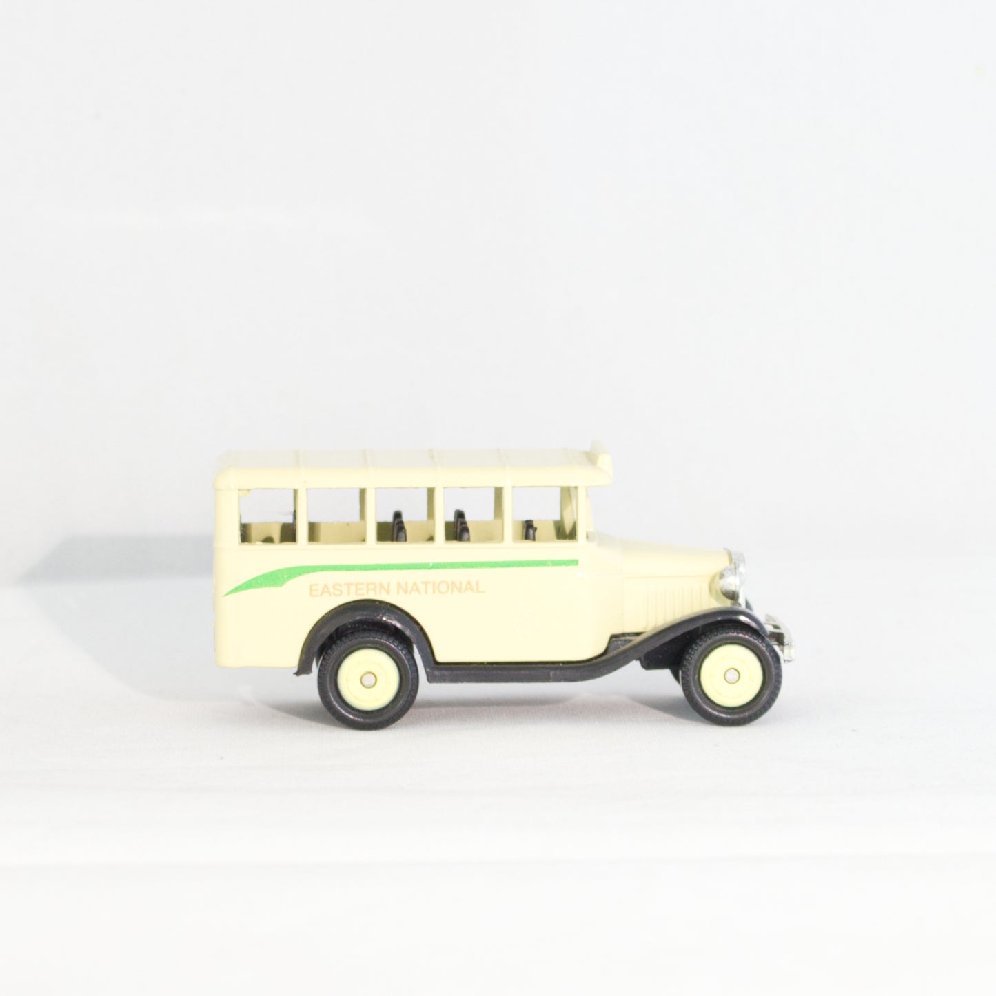 Vintage Corgi Cameo Collection Eastern National Bus Diecast Model